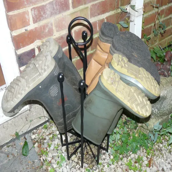 Round wellington boot rack stand five pair with handle Wimborne wrought iron works