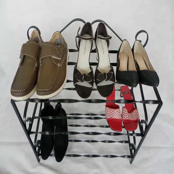 Decorative 9 pair shoe rack